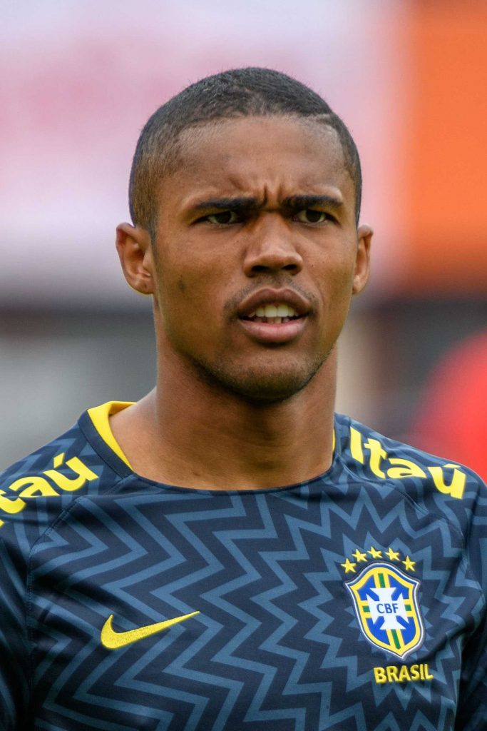 Brasileiros pelo Mundo douglas costa Brasileiros pelo Mundo douglas costa